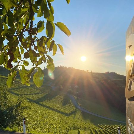 Zweytick Gaestezimmer Weingut Ratsch an der Weinstrasse Bagian luar foto