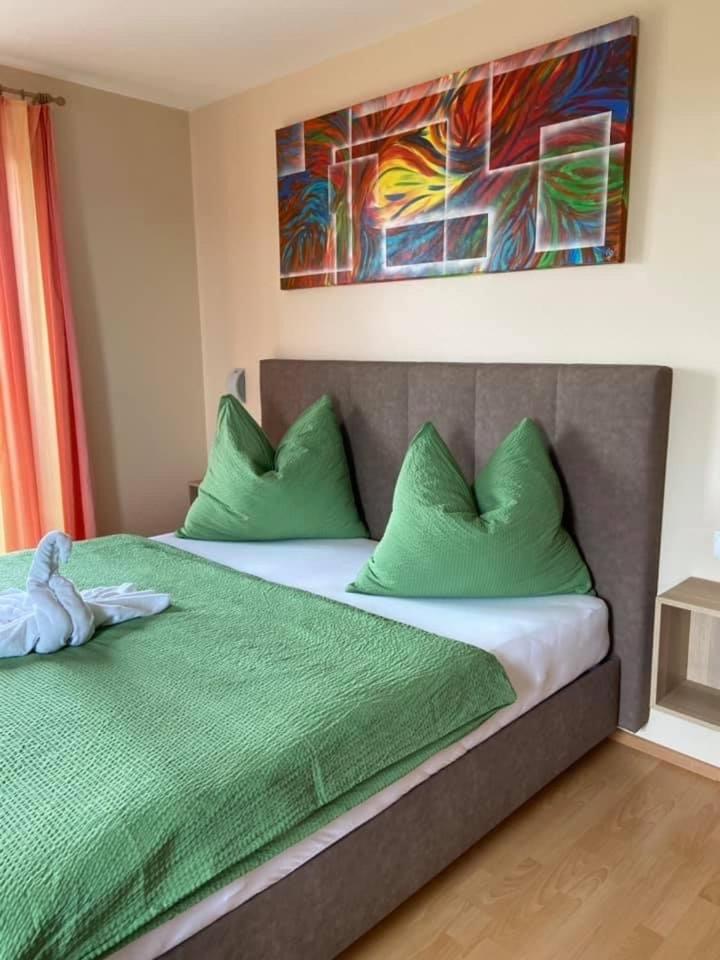 Zweytick Gaestezimmer Weingut Ratsch an der Weinstrasse Bagian luar foto