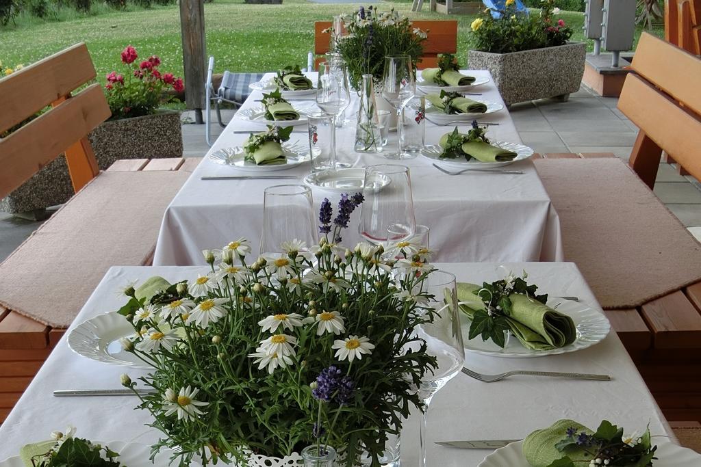 Zweytick Gaestezimmer Weingut Ratsch an der Weinstrasse Bagian luar foto