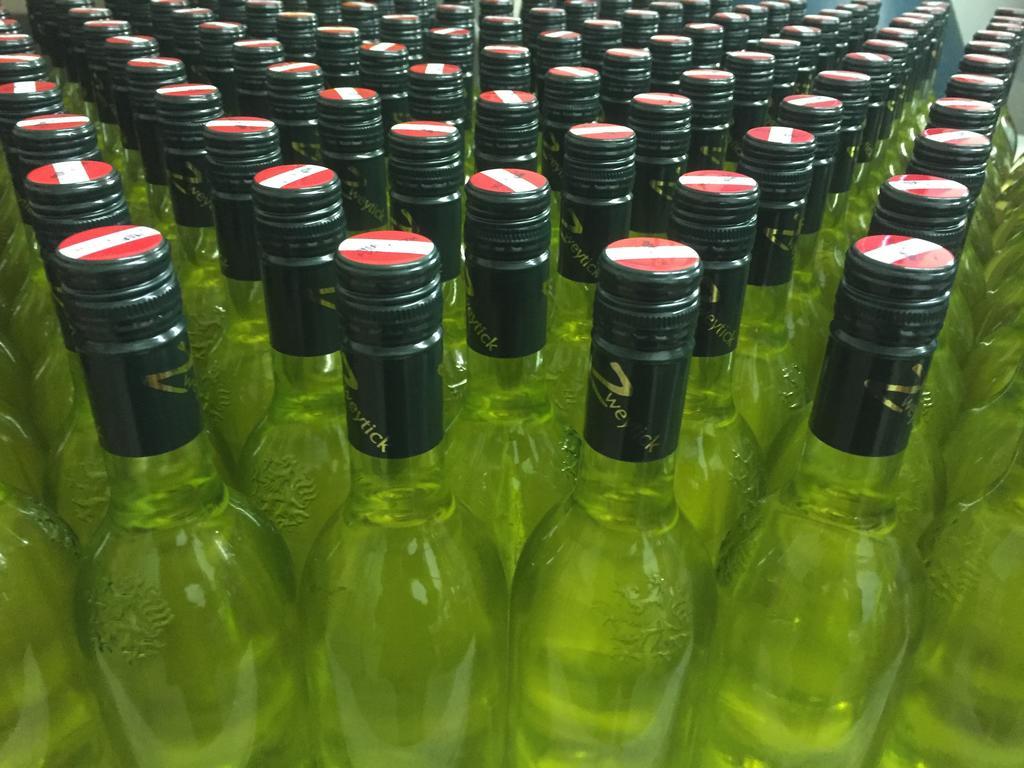 Zweytick Gaestezimmer Weingut Ratsch an der Weinstrasse Bagian luar foto